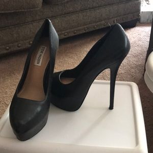 Steve Madden black heels